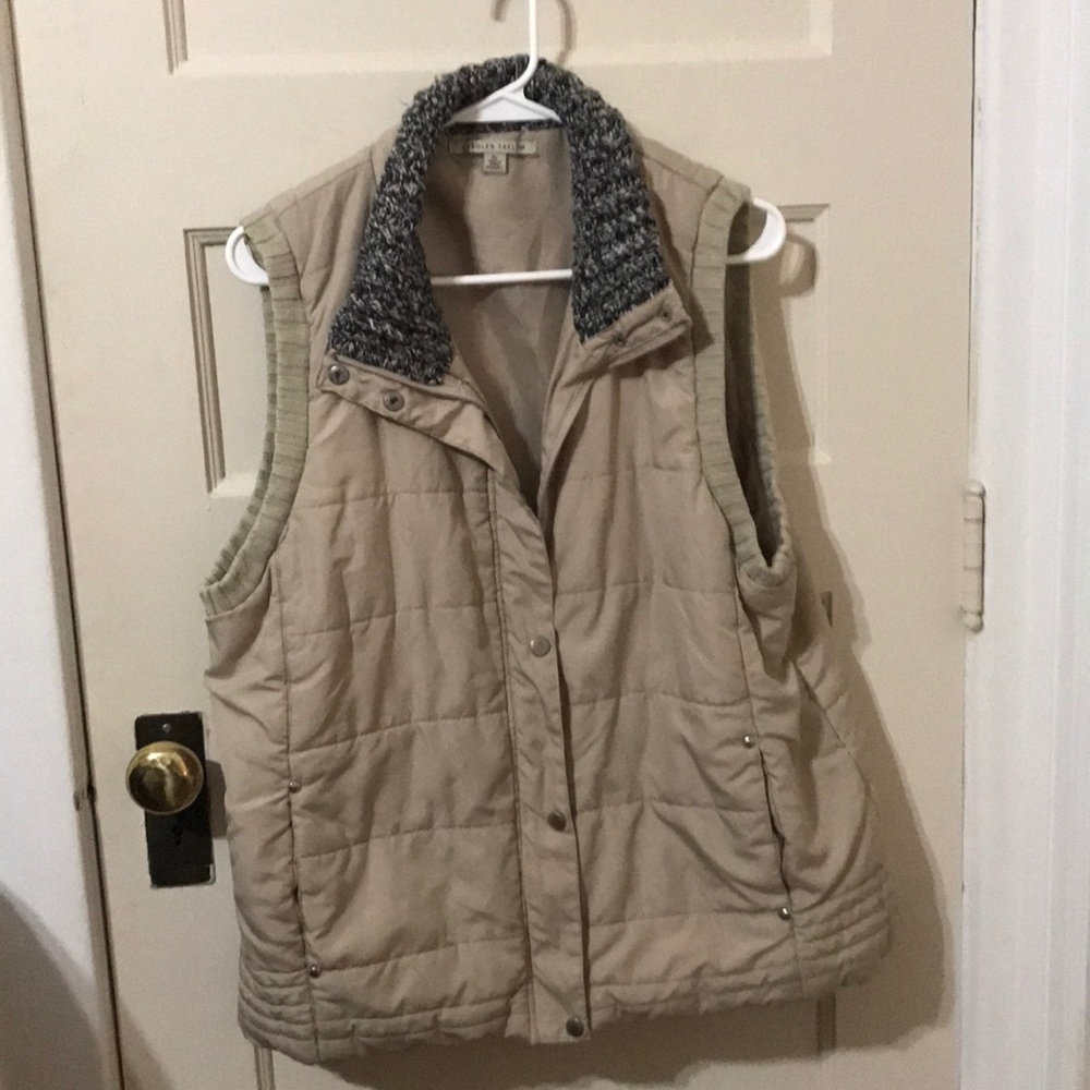 Beige puffer vest size XL